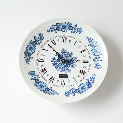 vintage bulova plate wall clock  (FRANCE)